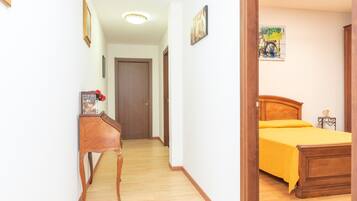 1 Schlafzimmer, Bügeleisen/Bügelbrett, kostenloses WLAN, Bettwäsche