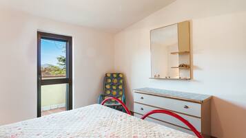 2 habitaciones, tabla de planchar con plancha y wifi gratis