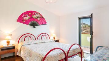 2 chambres, fer et planche Ă repasser, Wi-Fi gratuit, draps fournis