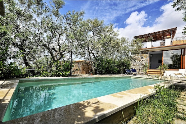 Pool - Casa Tatano with private pool and sea view (Massa Lubrense)