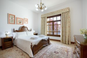 4 Schlafzimmer, kostenloses WLAN, Bettwäsche