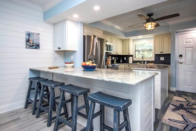 Sand Pointe 212 - Gulf view vacation rental condominium