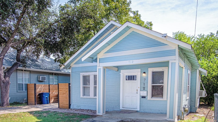 Brand New Listing!cozy Historic House 5mindt