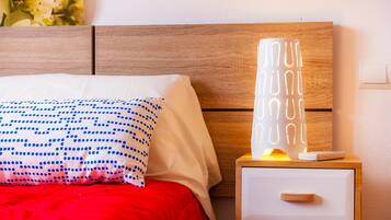 5 bedrooms, iron/ironing board, free WiFi, bed sheets