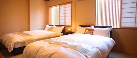 3 bedrooms, in-room safe