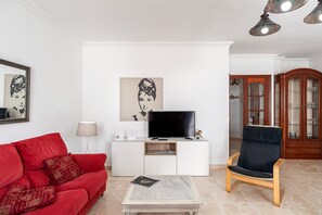 TV