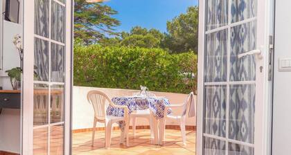 Beautiful Apartment "Bon Repos A7" with Pool, Wi-Fi, Terrace and Garden