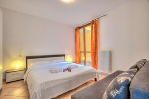 1 bedroom, WiFi, bed sheets - Va Pensiero sul lago Stunning View (Tronzano Lago Maggiore)