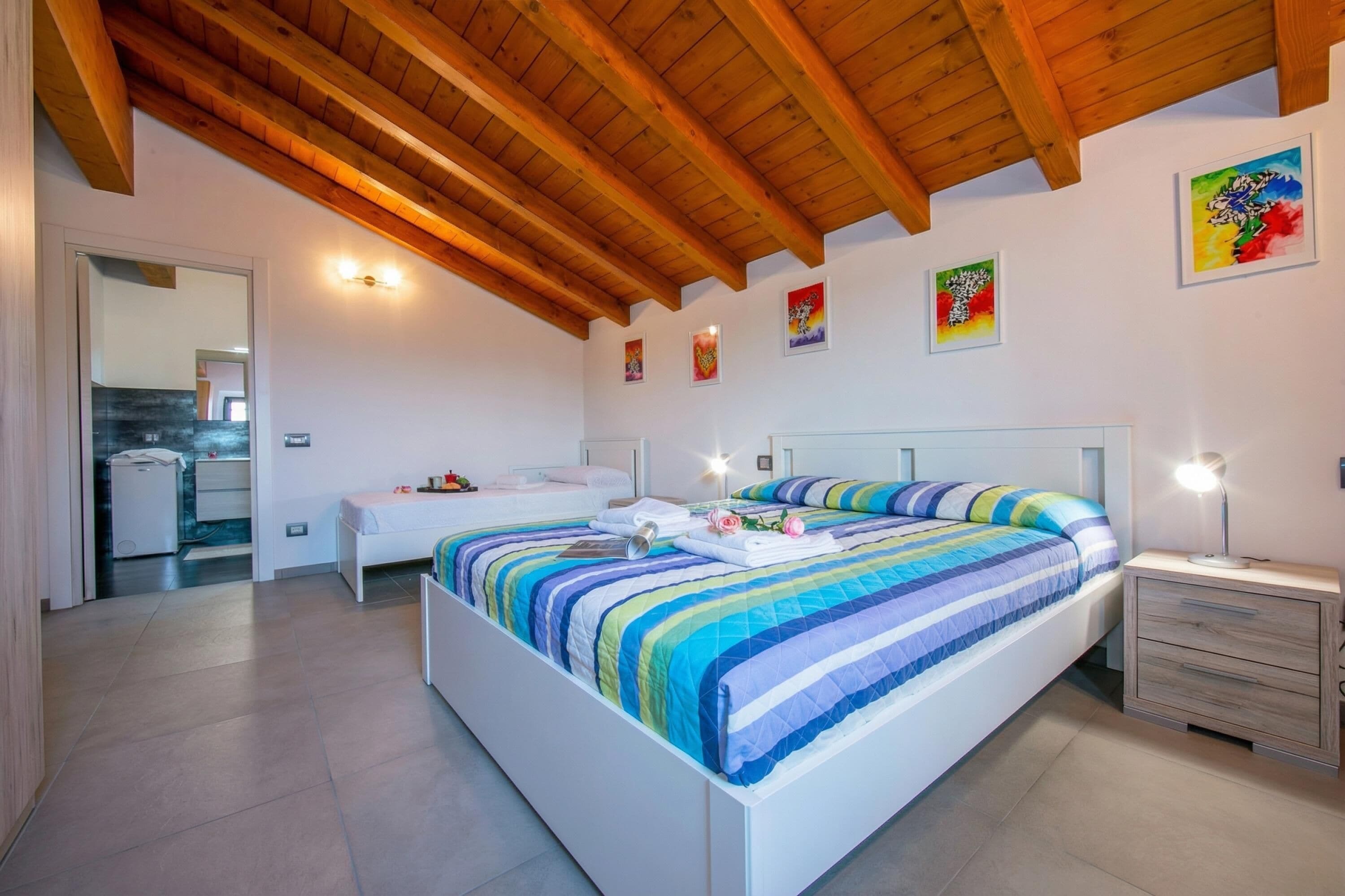 Biệt thự dành cho gia đình, nhiều phòng ngủ, 2 phòng tắm (Villa Laura Private Pool and Garden) | 4 phòng ngủ, bàn ủi/dụng cụ ủi quần áo 