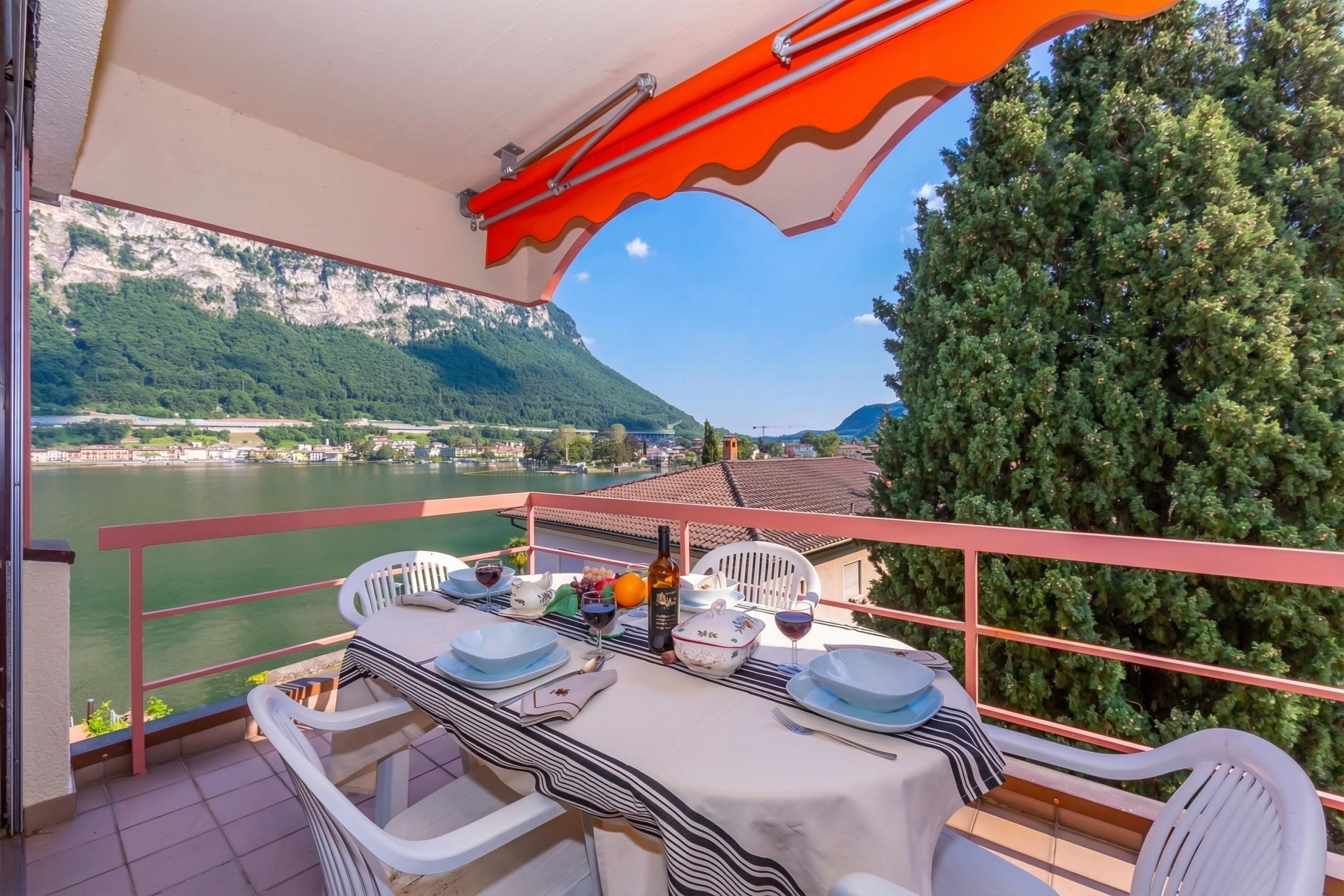 Family Apartment, 2 Bedrooms, 2 Bathrooms (Casa Bader) | Outdoor dining