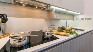Appartement Familial, 1 chambre, climatisation (Casa Basilico with Lake View and) | Cuisine privée