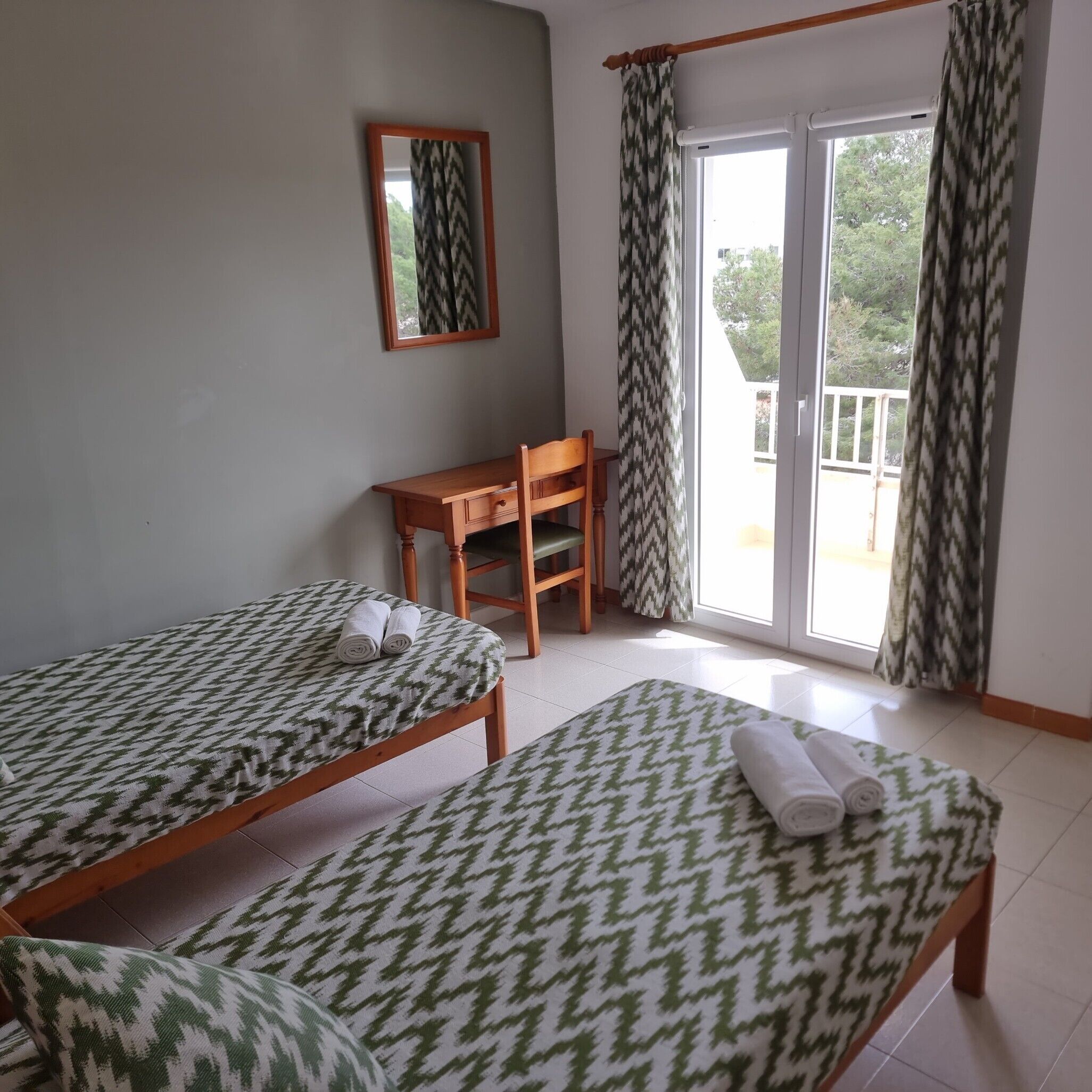 1 bedroom, free WiFi, bed sheets