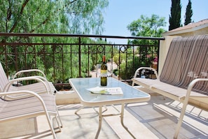 Villa | Terrace/patio - Villa HG28 - Loukia (Kouklia)