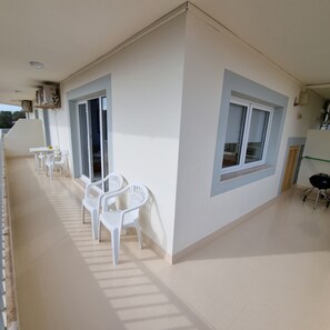 Outdoor dining - Central Apartment "Portosun Estrella" Close to the Beach (Portocolom)