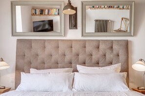 3 slaapkamers, een strijkplank/strijkijzer, gratis wifi, beddengoed