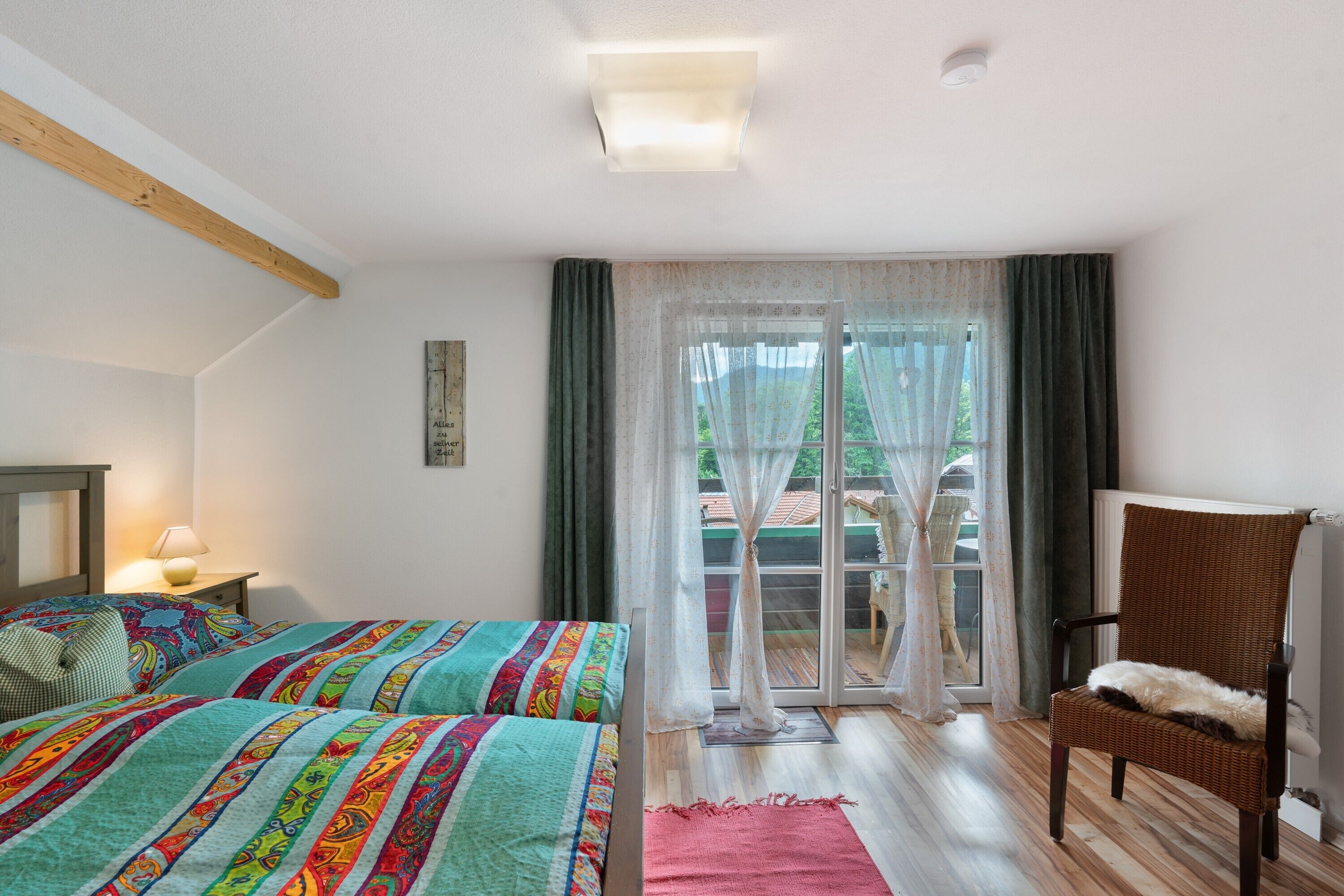 3 makuuhuonetta, ilmainen Wi-Fi, vuodevaatteet