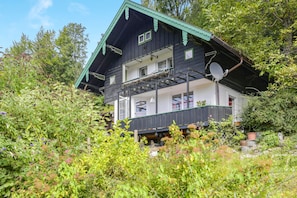 Exterior - Holiday home "Ruheplatzerl" - your place of power in the mountains (Ruhpolding)