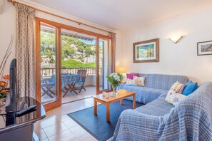 TV - Beach apartment in Port de Soller. (Soller)