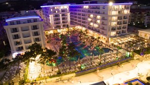 Outdoor pool - The Wish House 101 Sara (Golem)