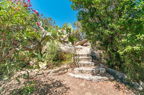 Cottage near the beach with garden and terrace