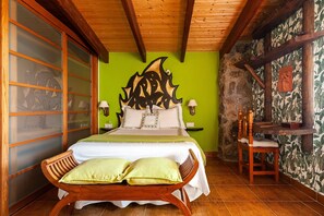 4 bedrooms, iron/ironing board, free WiFi, bed sheets - Holiday Home "Casa Balcón" for Families Near the Beach with Pool, Terrace & Wi-Fi (Barbate)