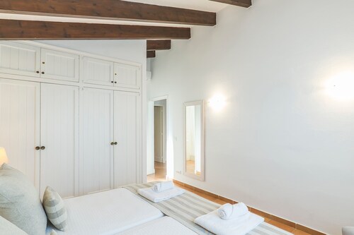 Peaceful location and with pool - Villa Mariola
