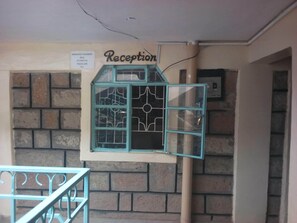 Exterior - Josera Guest House (Isiolo)