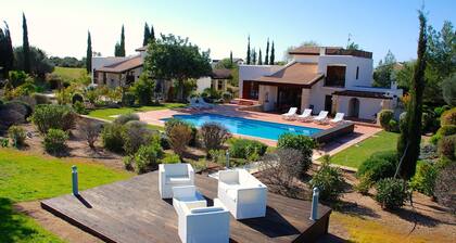 Villa 32 - Limni