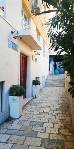 Exterior detail - Apartments Vinko, (16107), Split, hr (Split)
