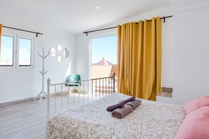 3 camere, ferro/asse da stiro, Wi-Fi gratuito, lenzuola