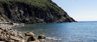 Holiday Home 'Il Timo' with Sea View, Wi-Fi and Air Conditioning