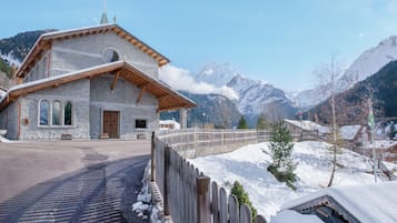 Esterni