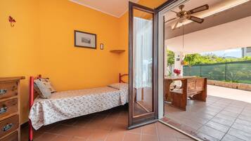 2 camere, ferro/asse da stiro, Wi-Fi gratuito, lenzuola