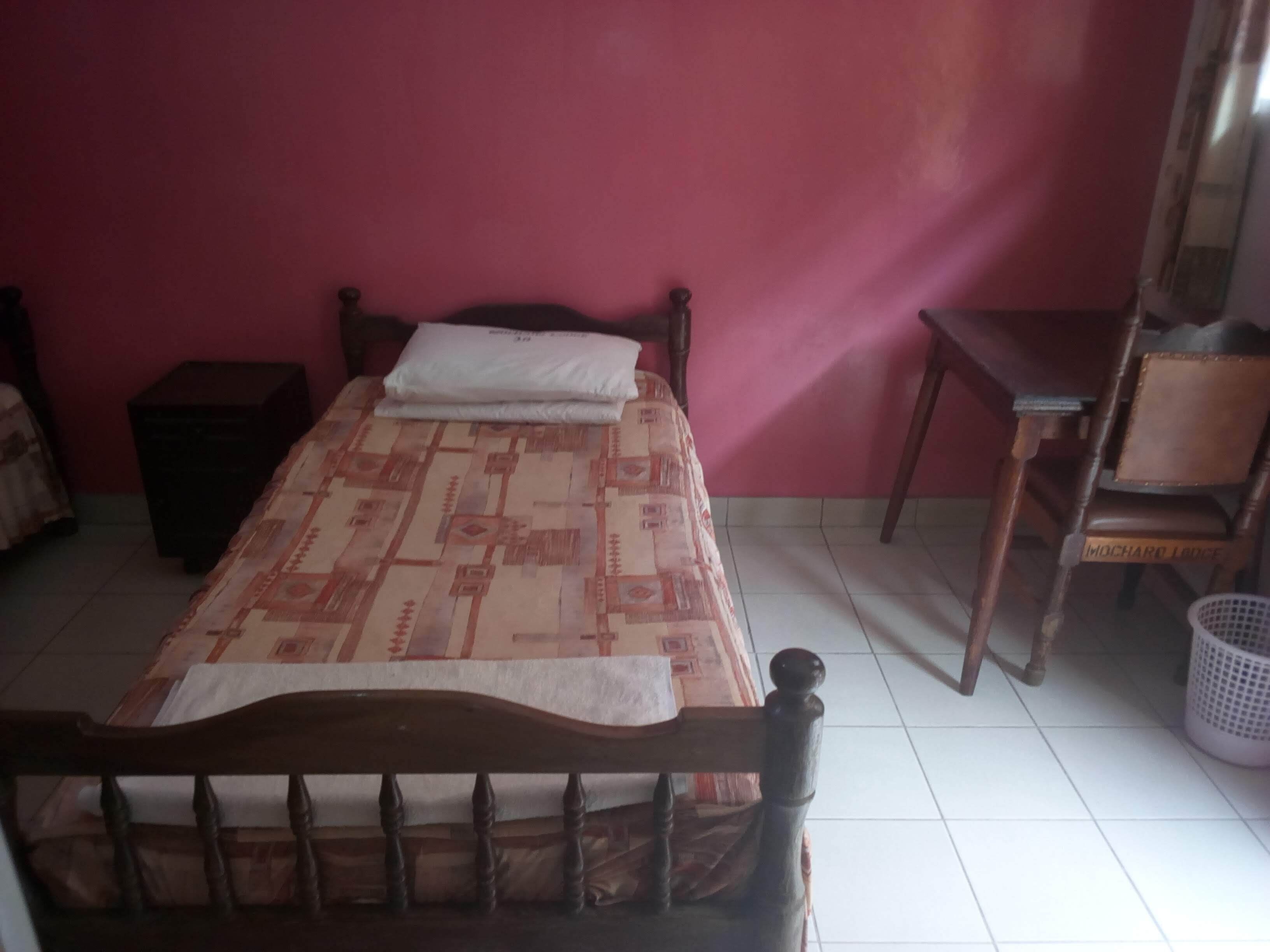 Desk, blackout drapes, free WiFi, bed sheets
