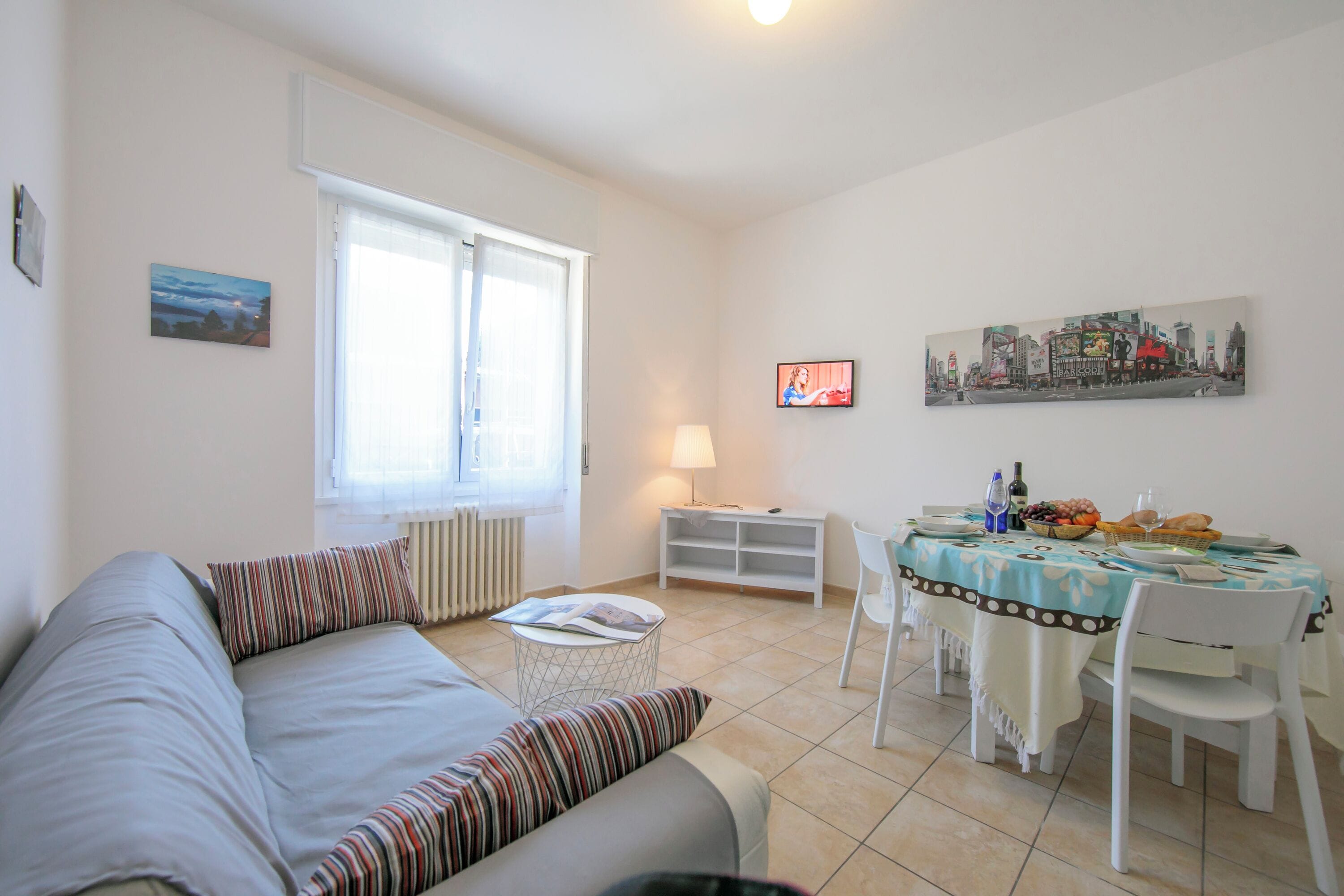 Télévision à écran plat