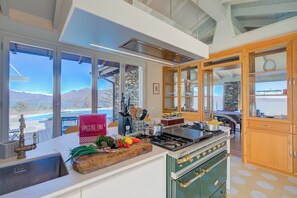 Private kitchen - Paradis Relais Infinity Pool Lake View (Belgirate)
