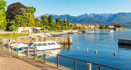 Petalo Bianco 100m from lake