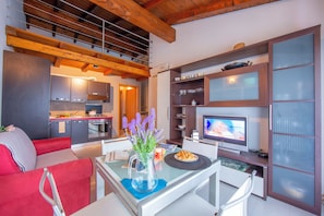 Family Apartment, 2 Bedrooms (Relax al Moro Apt with Pool) | Interior