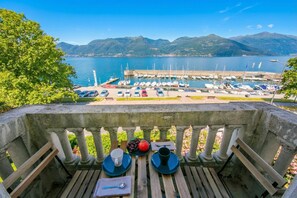 Appartement Familial, plusieurs chambres, en bord de lac (Residenza Oleandro Lake View Luino) | Enceinte de l’hébergement
