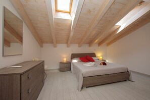 2 bedrooms, free WiFi, bed sheets - Silver Lake Apartment (Angera)