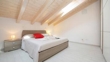 Appartement Familial, plusieurs chambres, en bord de lac (Silver Lake Apartment) | 2 chambres, Wi-Fi gratuit, draps fournis