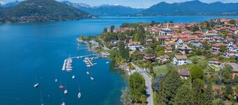 Silver Lake Apartment