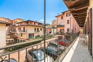 Family Apartment, Multiple Bedrooms (Sunrise in Baveno) | Balcony