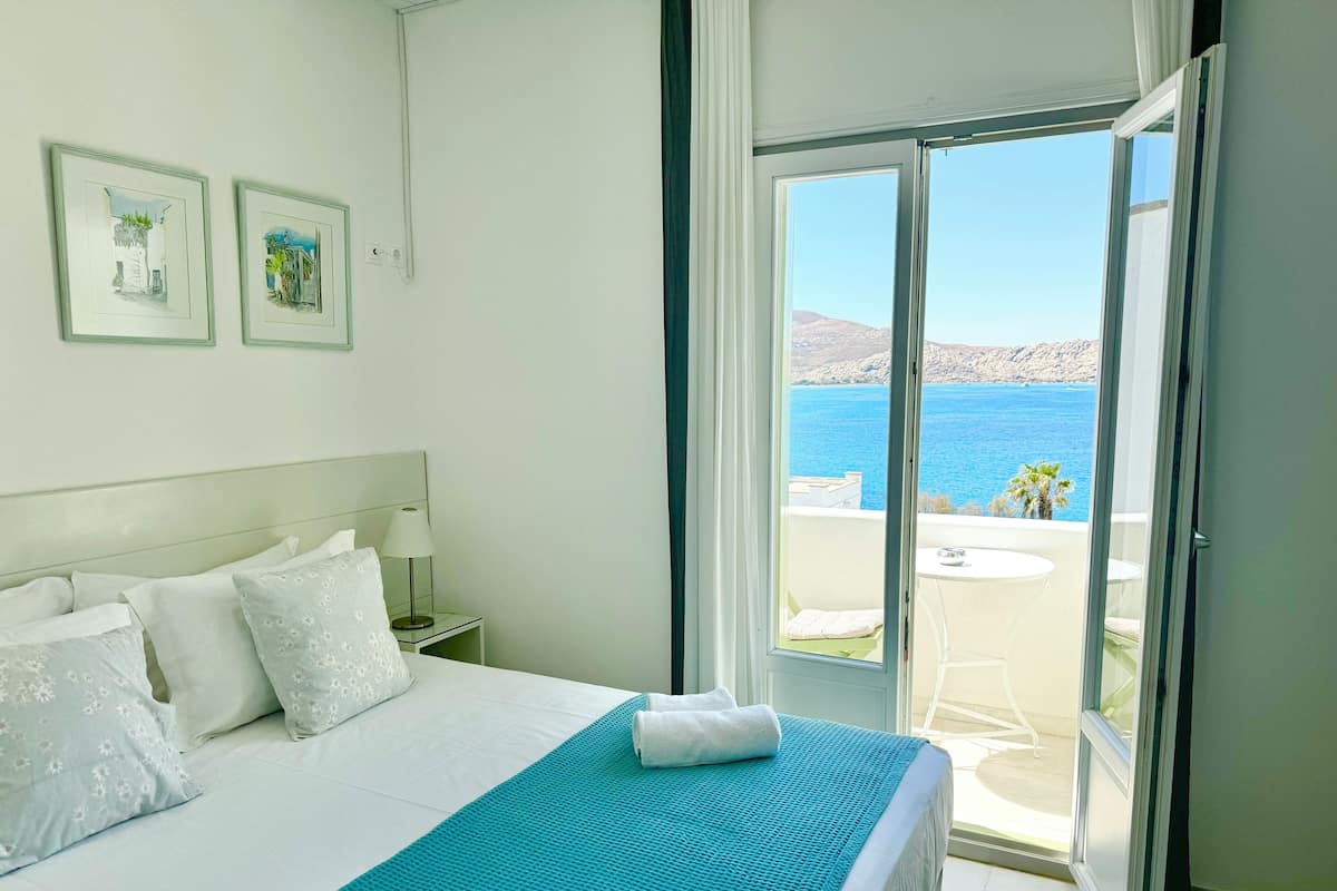 Suite, Sea View | 1 bedroom, in-room safe, individually decorated, individually furnished