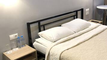 Biancheria da letto ipoallergenica, tende oscuranti, ferro/asse da stiro