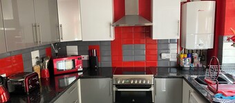 ETELÄ-LÄNNIT KAUPUNKITALO