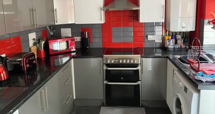 SOUTH LAKES TOWN HOUSE