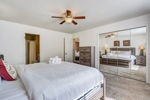 4 bedrooms, iron/ironing board, WiFi, bed sheets