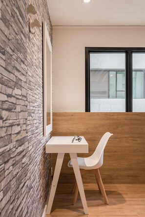 Apartment (TR 0410)