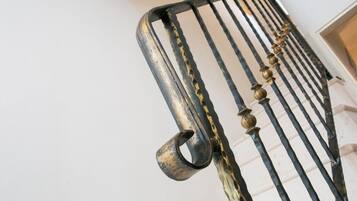 Apartment (Three Bedroom Apartment) | Außenbereich